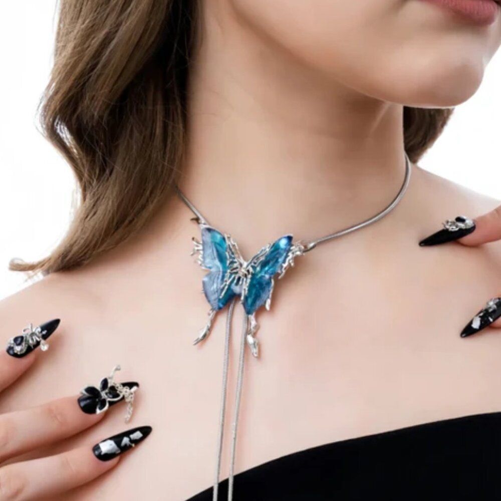 Lariat Necklace-Choker Butterfly Blue Wings Silver Plated Pendant Adjustable